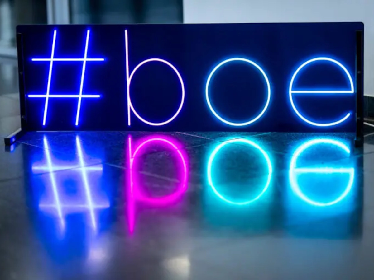 Erstes Bild von Zukunft, Business und Begegnung im Dreiklang